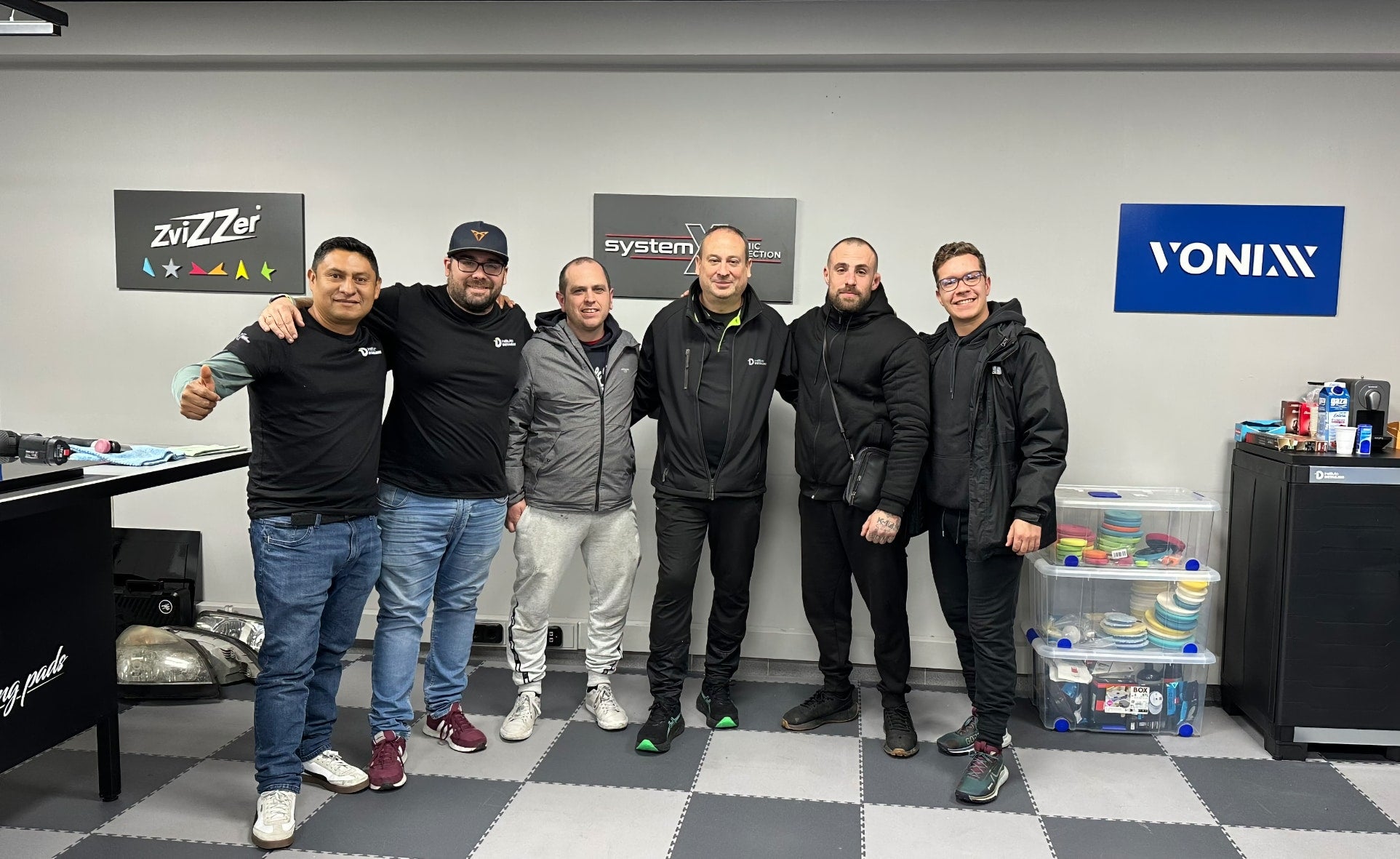 entrega de diplomas en curso de detailing
