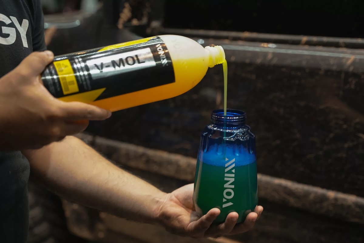 Vonixx V-Mol: Champú desincrustante para barro